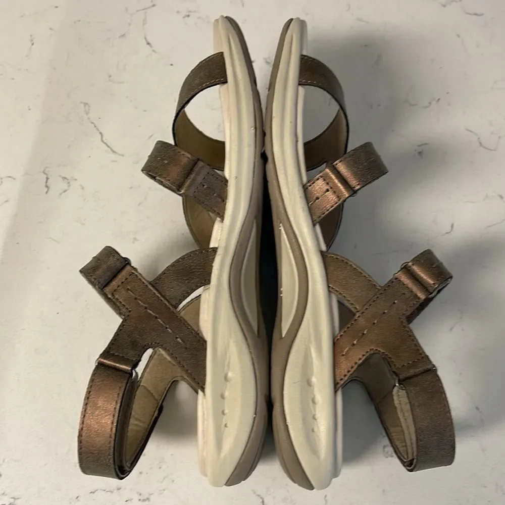 Easy Spirit Explore24 Seestina3 Women's Bronze Sandals Size 10